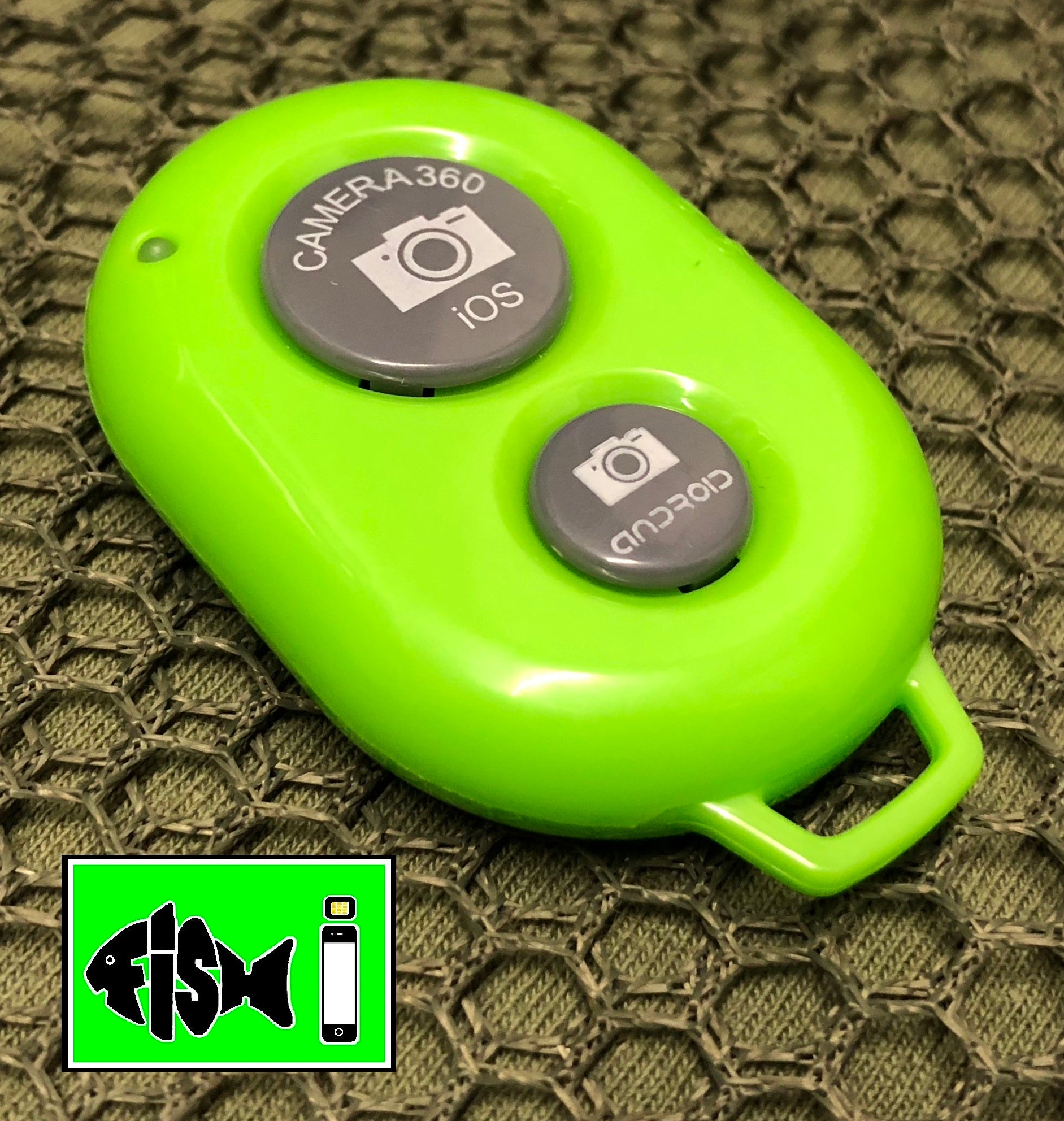 Phone Holder & Remote. (SLIGHT SECONDS) – FiSH i UK